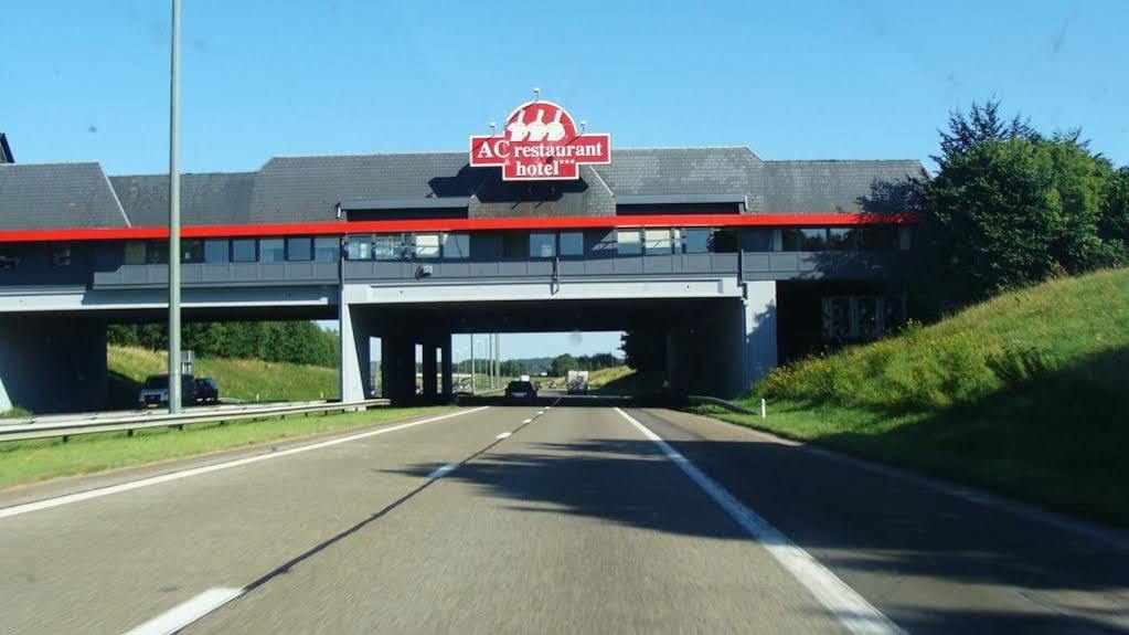 Hotel Arlon Esterno foto