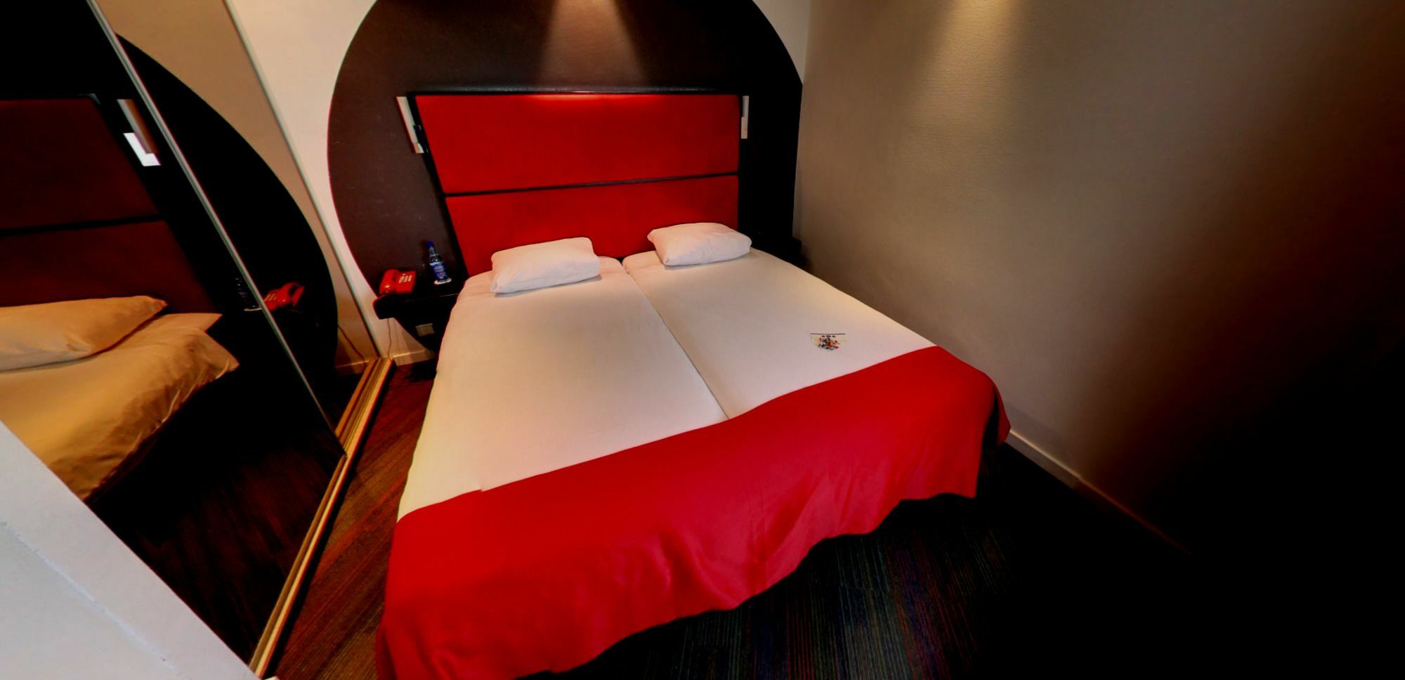 Hotel Arlon Esterno foto
